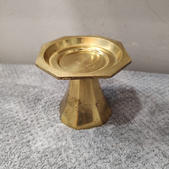 The Unbranded Brand Other - Vtg Brass Candle Holder 4.5" Octagon Base Candle Holder Castle Farm Core Holiday